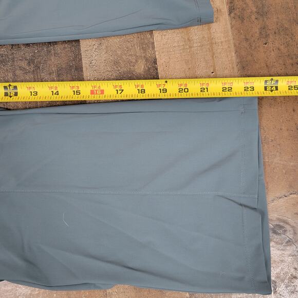 Athleta Womens 10P Cosmic Kick Flare Pull On Pant Metropolis‎ Gray Casual 981485 - Picture 13 of 13